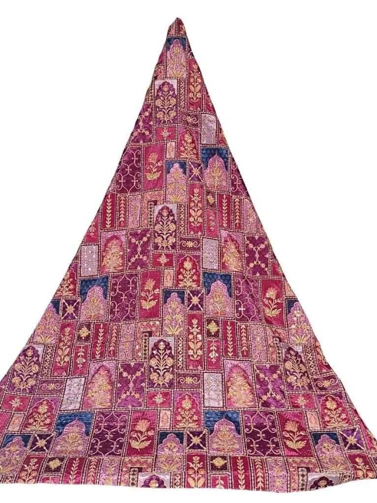Natural Crepe Position Print Dsg.no-P.116 Pink — Pink