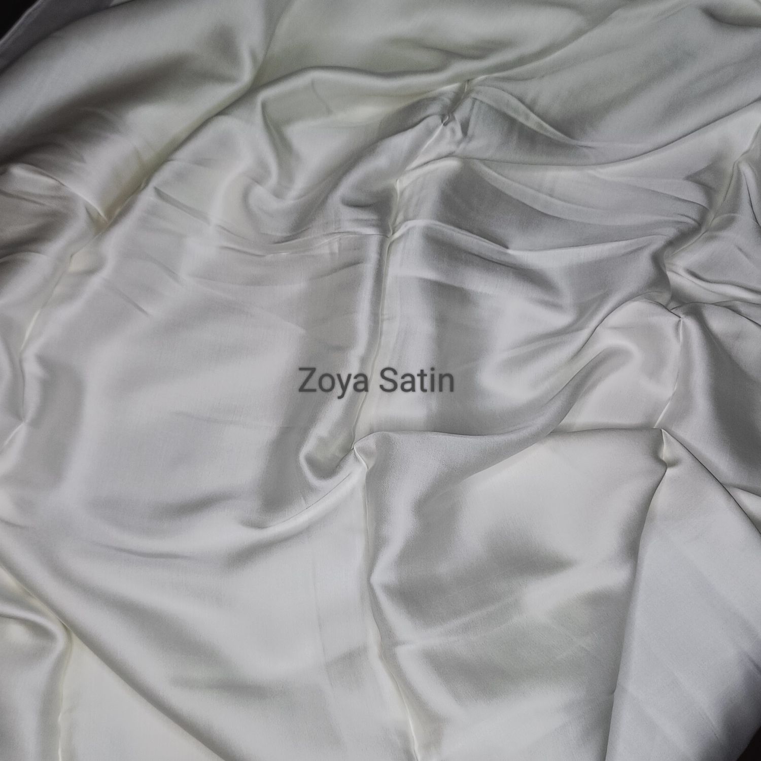 <b>ZOYA SATIN</b>
