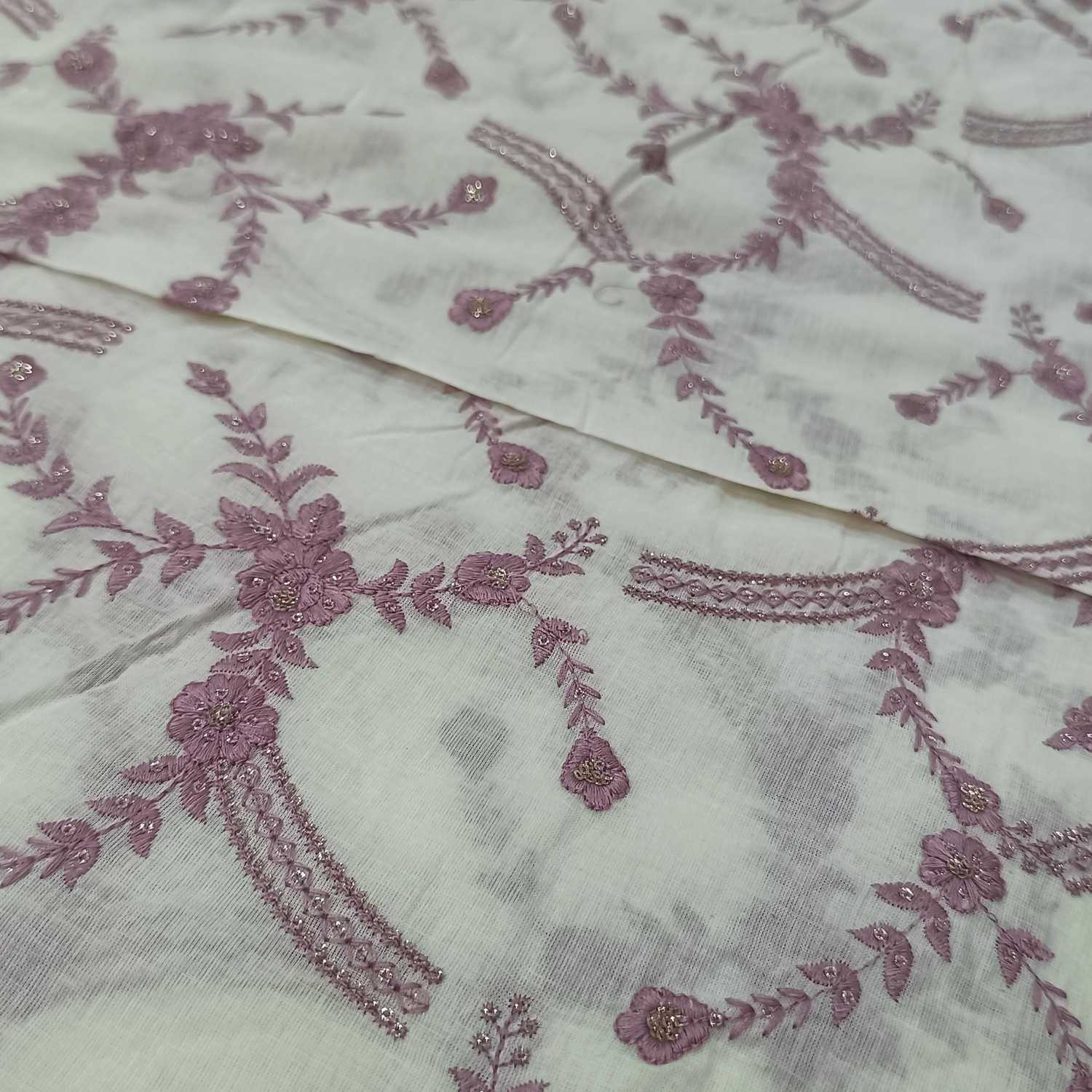 <b>COTTON EMBROIDERY SA7267</b>