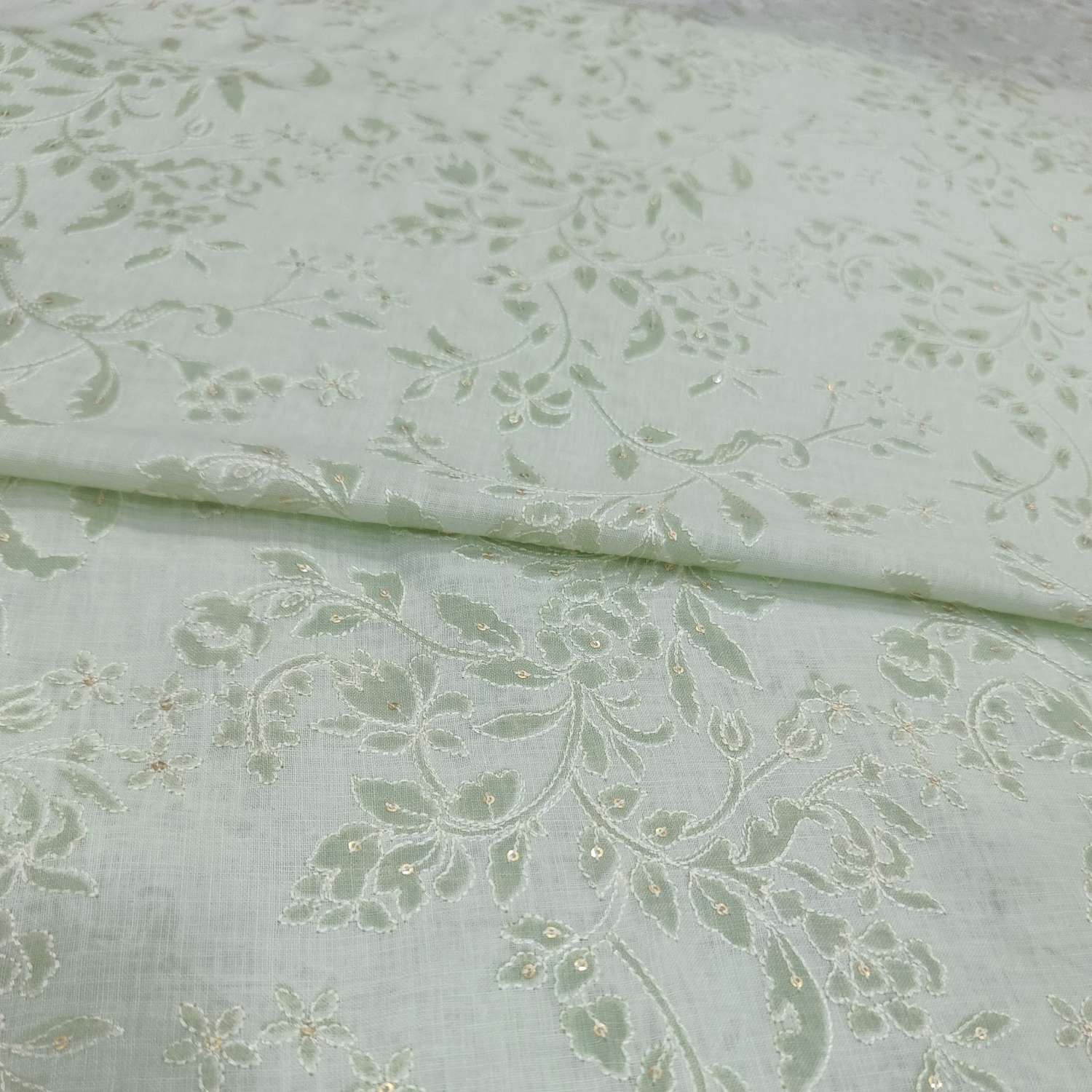 <b>LINEN EMBROIDERY MINT</b>