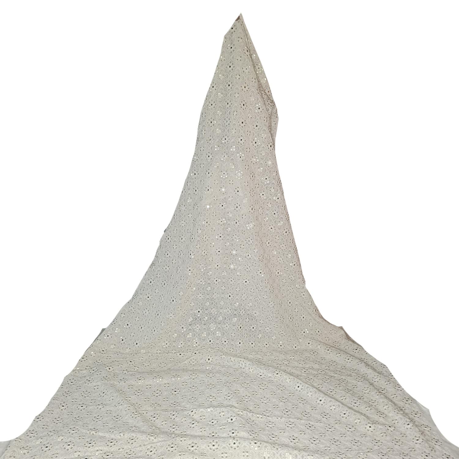 <b>MIRROR EMBROIDERY SA2047</b>