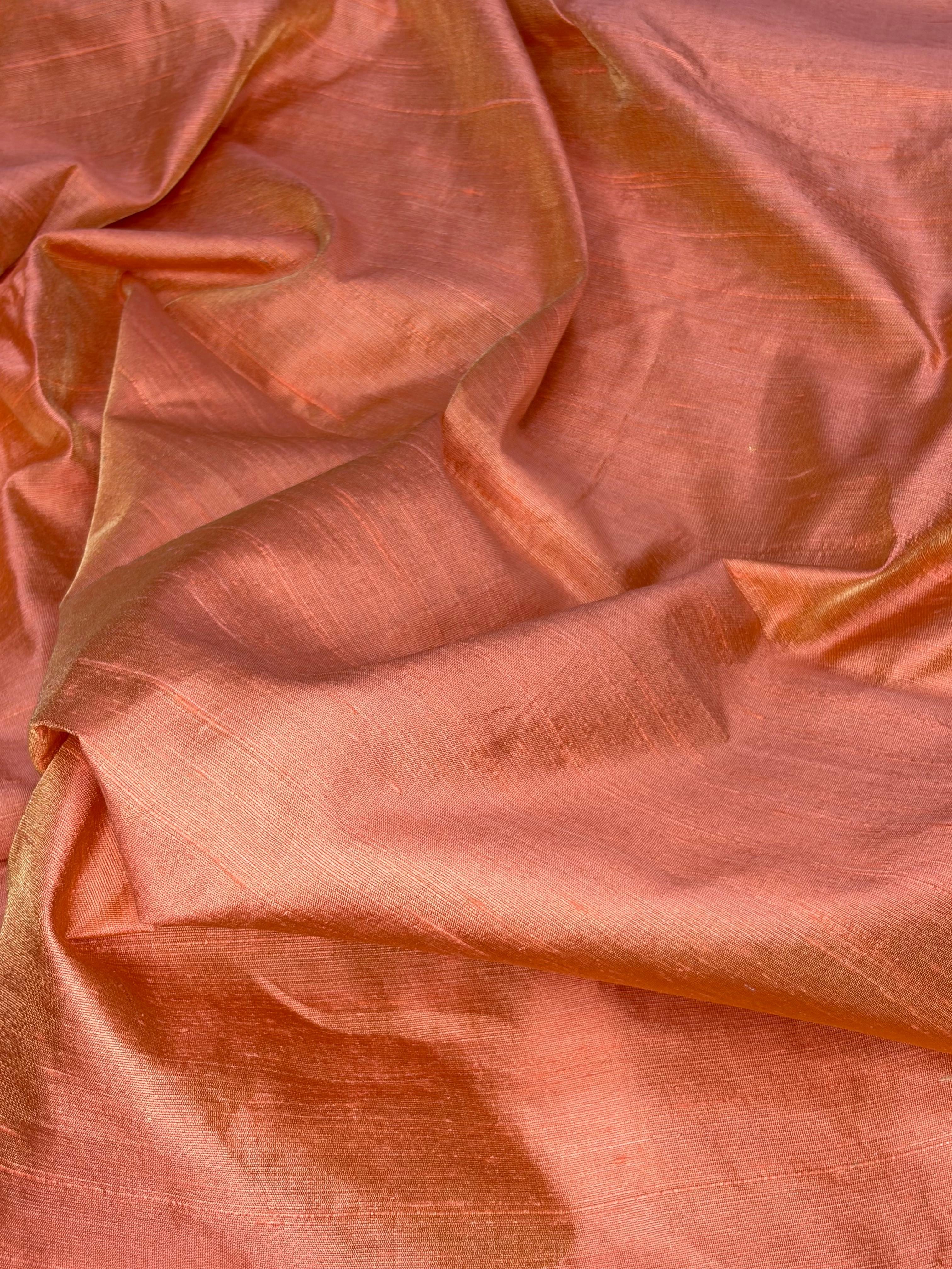 <b>Pure Rawsilk Tissue</b>