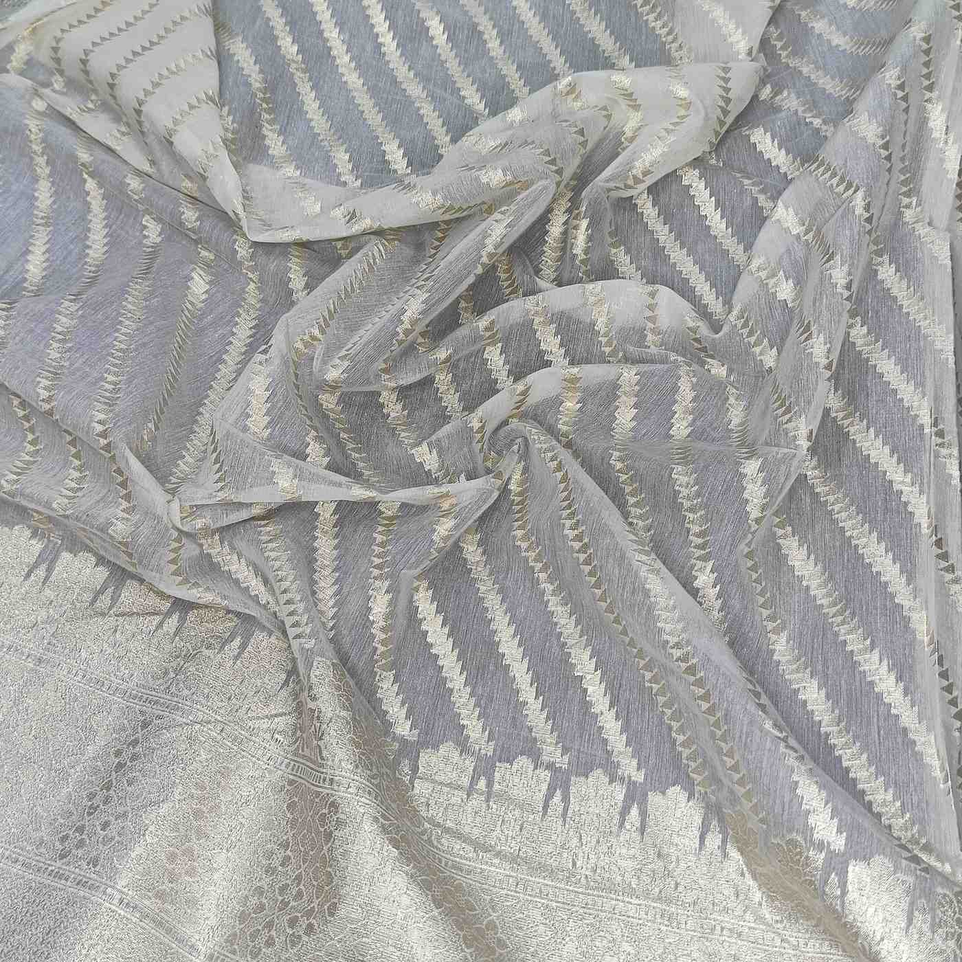 <b>Pure Chanderi Daman | 44 Inch Width</b>