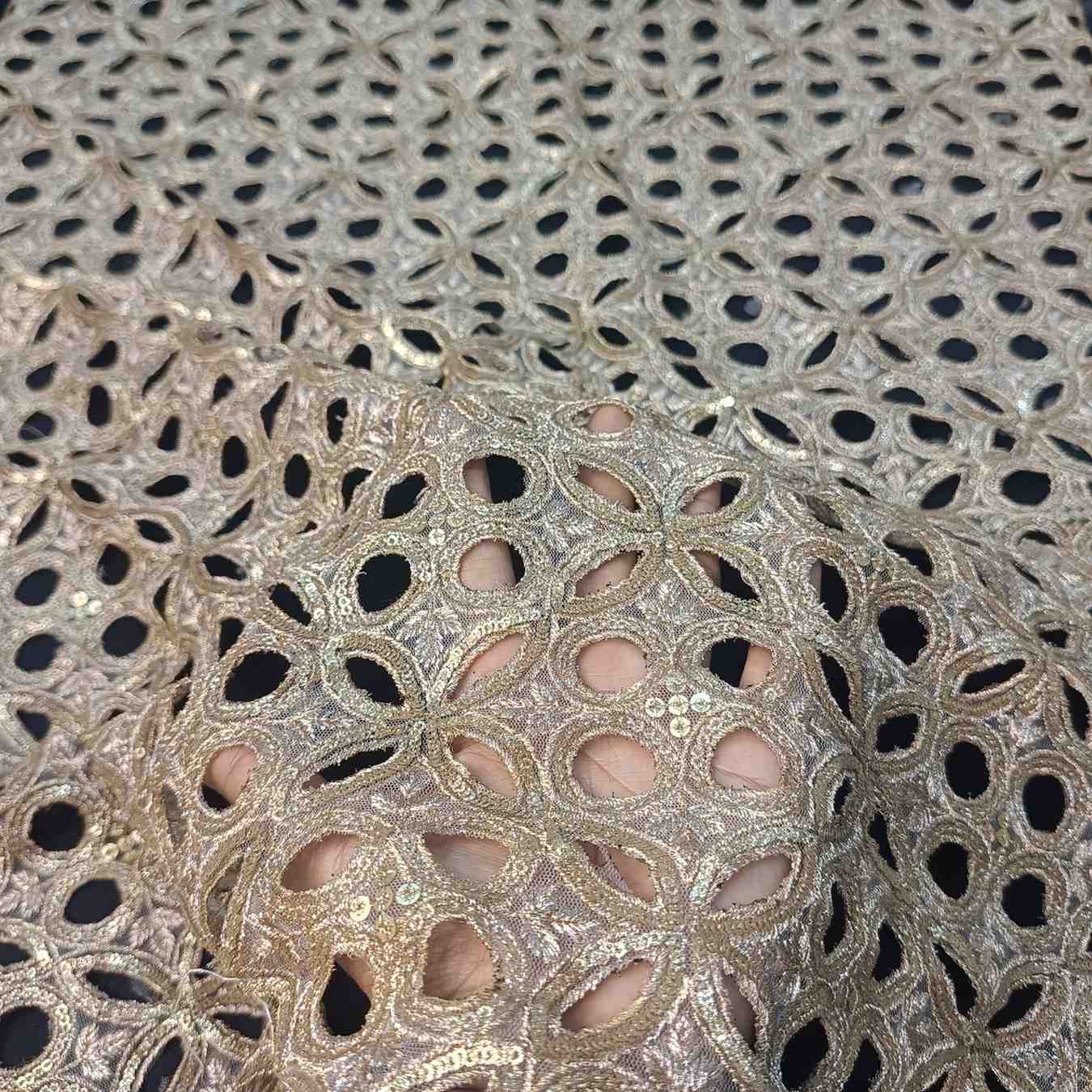 <b> CUT WORK FLOWER dsg.1919 </b>